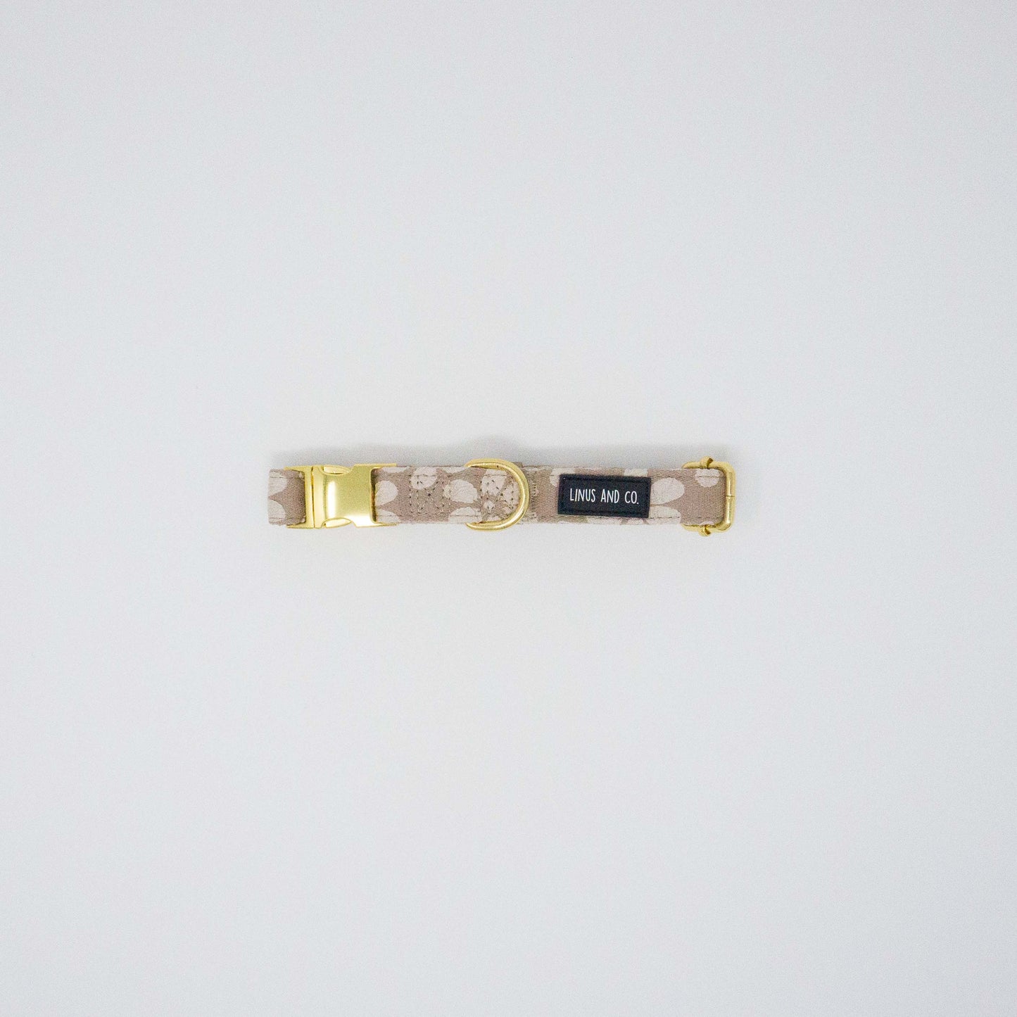 Bisque Bloom Collar