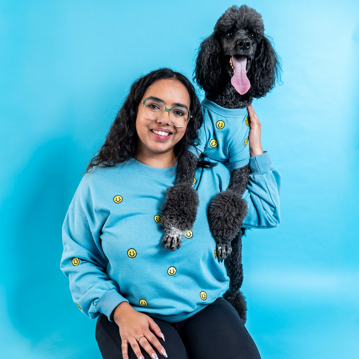 Smiley Sweater - Human