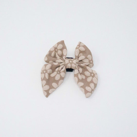 Bisque Bloom Sailor Bow