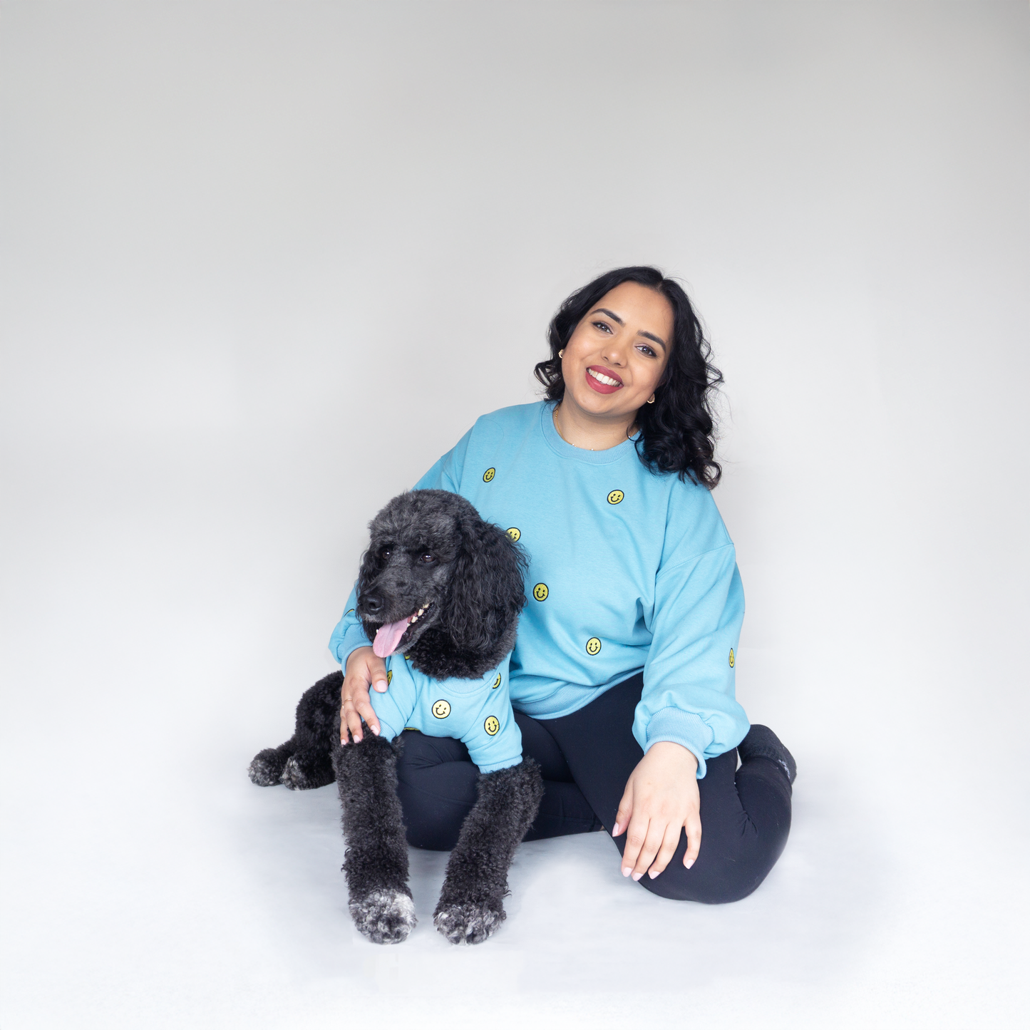 Smiley Sweater - Pet